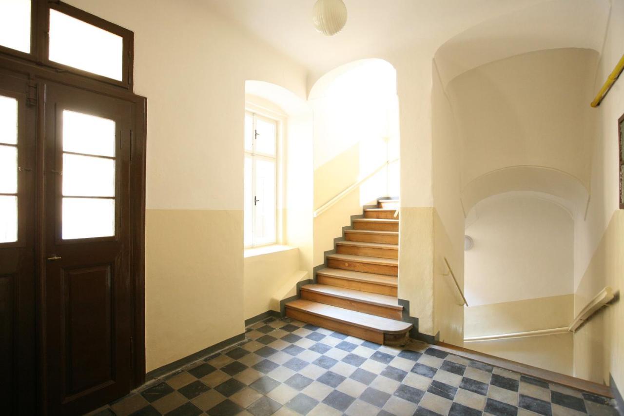 Apartment Karolina Praga Exterior foto